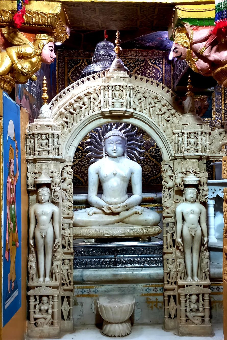 jain badaa mandir ladnun bhagwan ajitnath